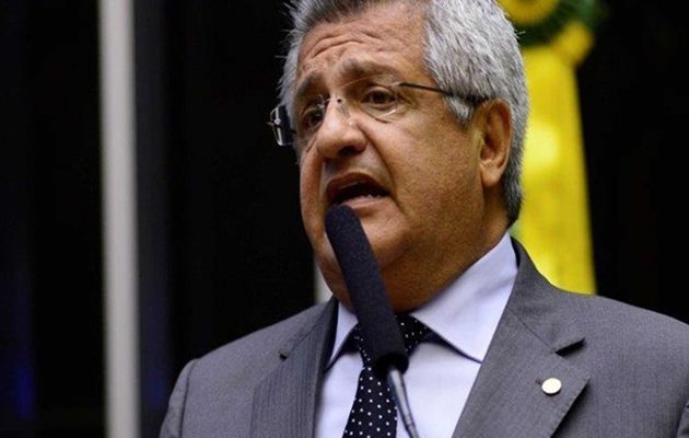  Barcelar questiona taxa de ocupação dos leitos de UTI em Salvador