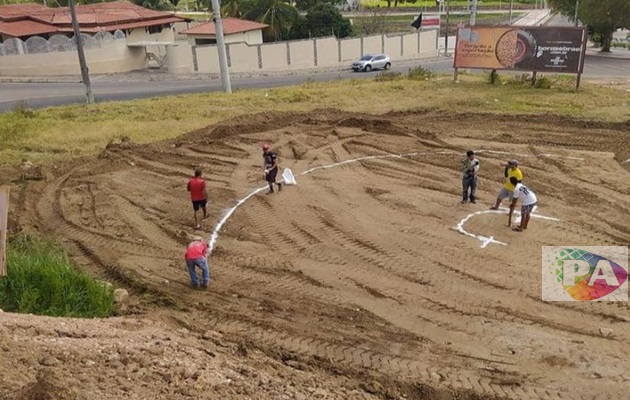  Prefeitura retoma obra na pista de bicicross