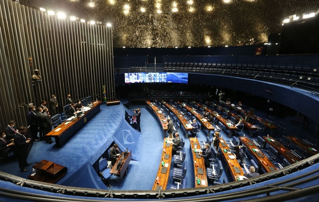  Senado aprova MP que viabiliza a privatização da Eletrobras