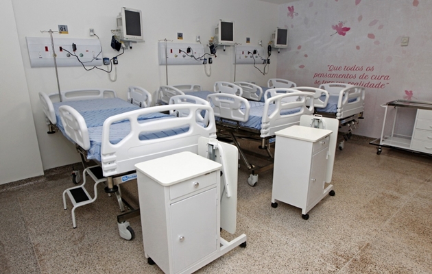  Com investimento de R$ 5,5 milhões, Rui inaugura setor de hemodinâmica no Hospital do Oeste
