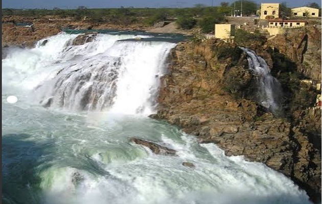  CHESF comunica que no domingo,15, será permitido visitas para apreciação das cachoeiras do Complexo I, II e III