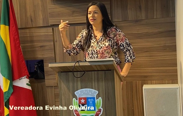  Mulher em surto agredindo médico, panelaço de estudantes e prefeito acuado são cenas preocupantes, diz Evinha