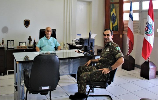  1ª Companhia de Infantaria recebe a visita do ex Comandante Ten Cel Cardoso