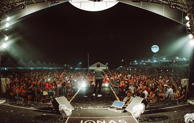  Presença do público na Orla de Glória(BA) consagra a Festa de Santo Antônio como a melhor festa da região