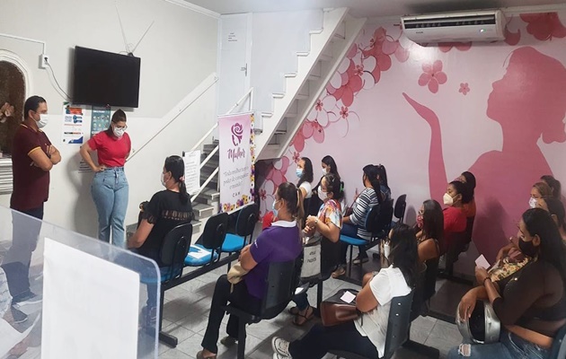  Consultas, capacitação, palestras e testes fazem parte da programação da Campanha Outubro Rosa promovida pelo CAM