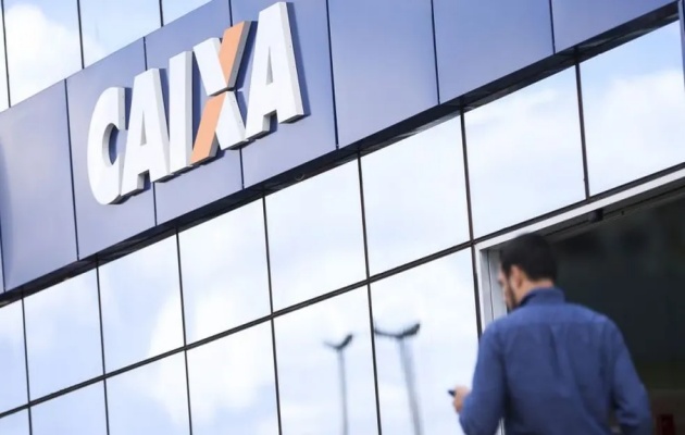  Caixa abre processo seletivo para cadastro reserva de estagiários; bolsa pode chegar a R$ 1 mil