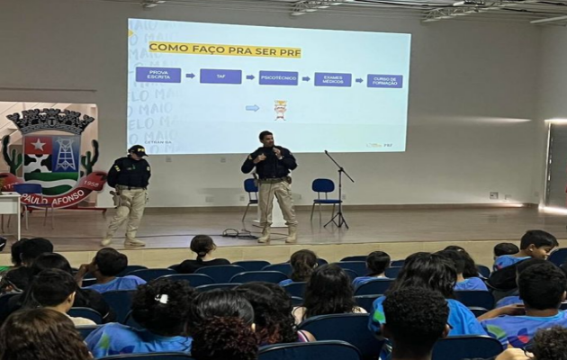  Na Semana Nacional do Trânsito, a PRF ministrou palestra para os alunos da Escola João Bosco Ribeiro