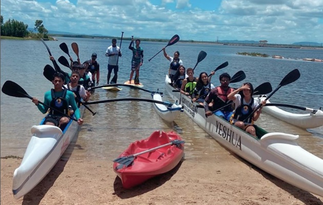  Viva a experiência da Canoa Havaiana na cidade de Paulo Afonso (BA)