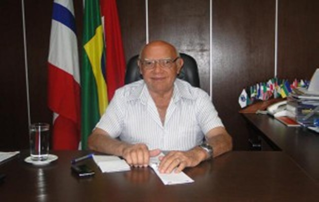  Prefeitura de Paulo Afonso decreta luto de três dias pelo falecimento do Sr. Jugurta Nepomuceno