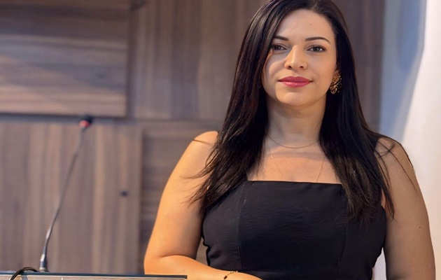 “Não abandone o barco Marcondes”, diz Evinha, afirmando que os problemas de hoje foram construídos ao longo de 4 anos