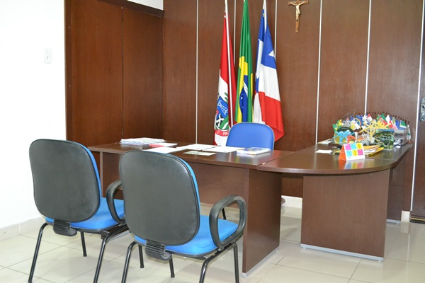  Prefeito Galinho vai governar com orçamento de R$ 580 milhões para o ano de 2025. Ou, R$ 48 milhões por mês