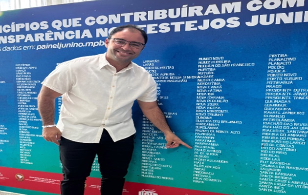  Prefeito de Paulo Afonso, Mário Galinho,recebe selo de transparência nos festejos juninos 2025