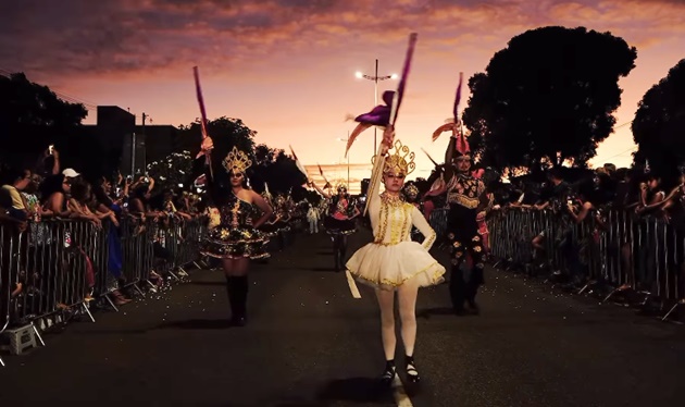  Desfile pelos 67 anos de emancipação política bateu recorde de público e emocionou a população na Avenida