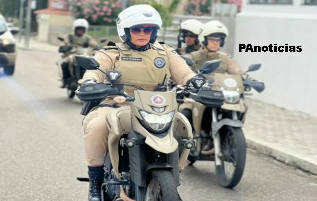  Tenente-Coronel PM Emília Neta realiza patrulhamento pelas ruas de Paulo Afonso