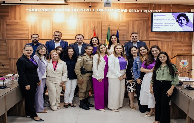  Audiência Pública na Câmara Municipal debateu o enfrentamento à violência contra a mulher