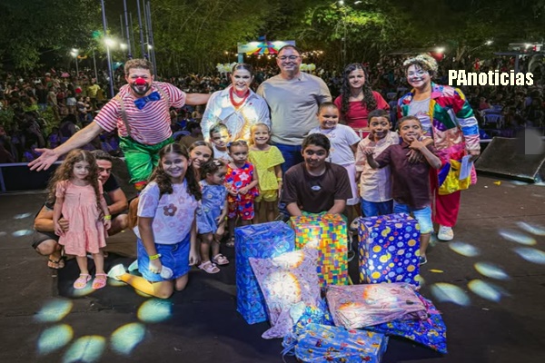  Domingo foi dia de diversão com a realização da 1ª edição do Bora Brincar, na Praça das Mangueiras