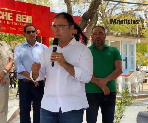  Durante a entrega da requalificação da UPA, Mário Galinho destaca que segue reconstruindo a saúde pública de Paulo Afonso