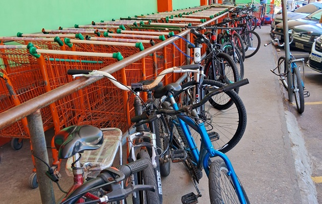  À espera da ciclovia