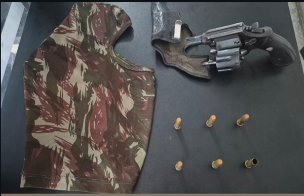  PMBA apreende arma de fogo e munição  durante ação de motopatrulhamento