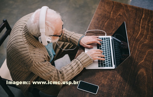  Tão Próximos… na distância fria