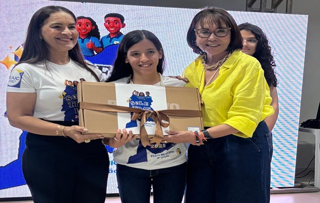  Glória realiza etapa municipal do Soletrando 2025 com participação de estudantes da rede