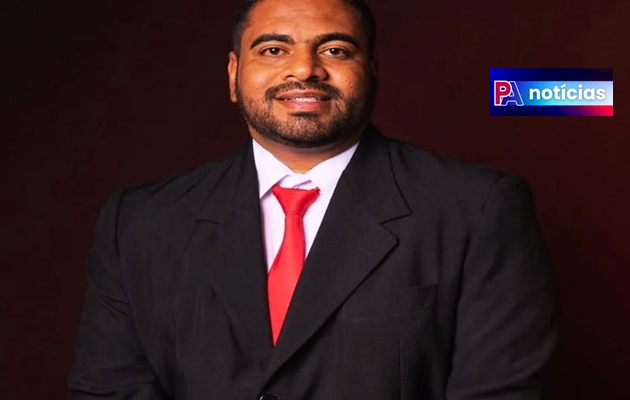  Marcus Vinicius celebra conclusão do curso de Direito