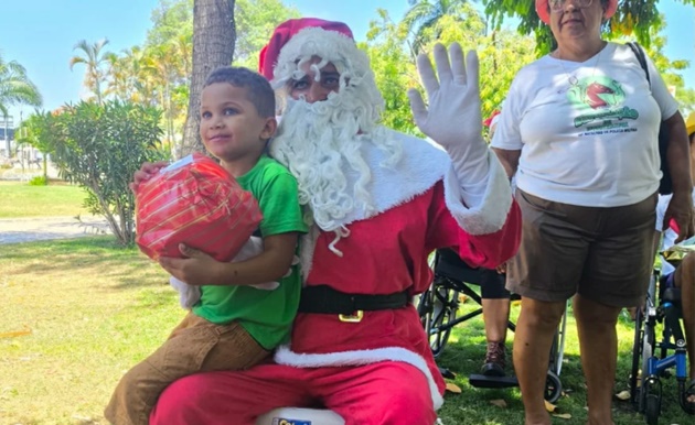  20º BPM realiza o Natal do Parque do Centro de Equoterapia Superação