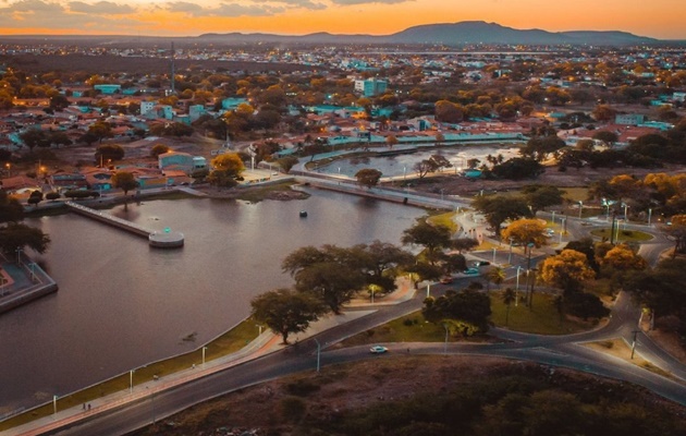  Paulo Afonso: A cidade da energia no sertão baiano