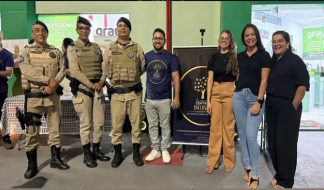  20º BPM participa de evento promovido pelo Centro de Inclusão – No Grau, em alusão ao Dia Nacional de Libras