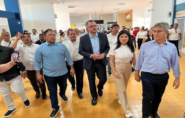  Ministro Tomé Franca reafirma ao lado do prefeito Mário Galinho investimentos no Aeroporto de Paulo Afonso